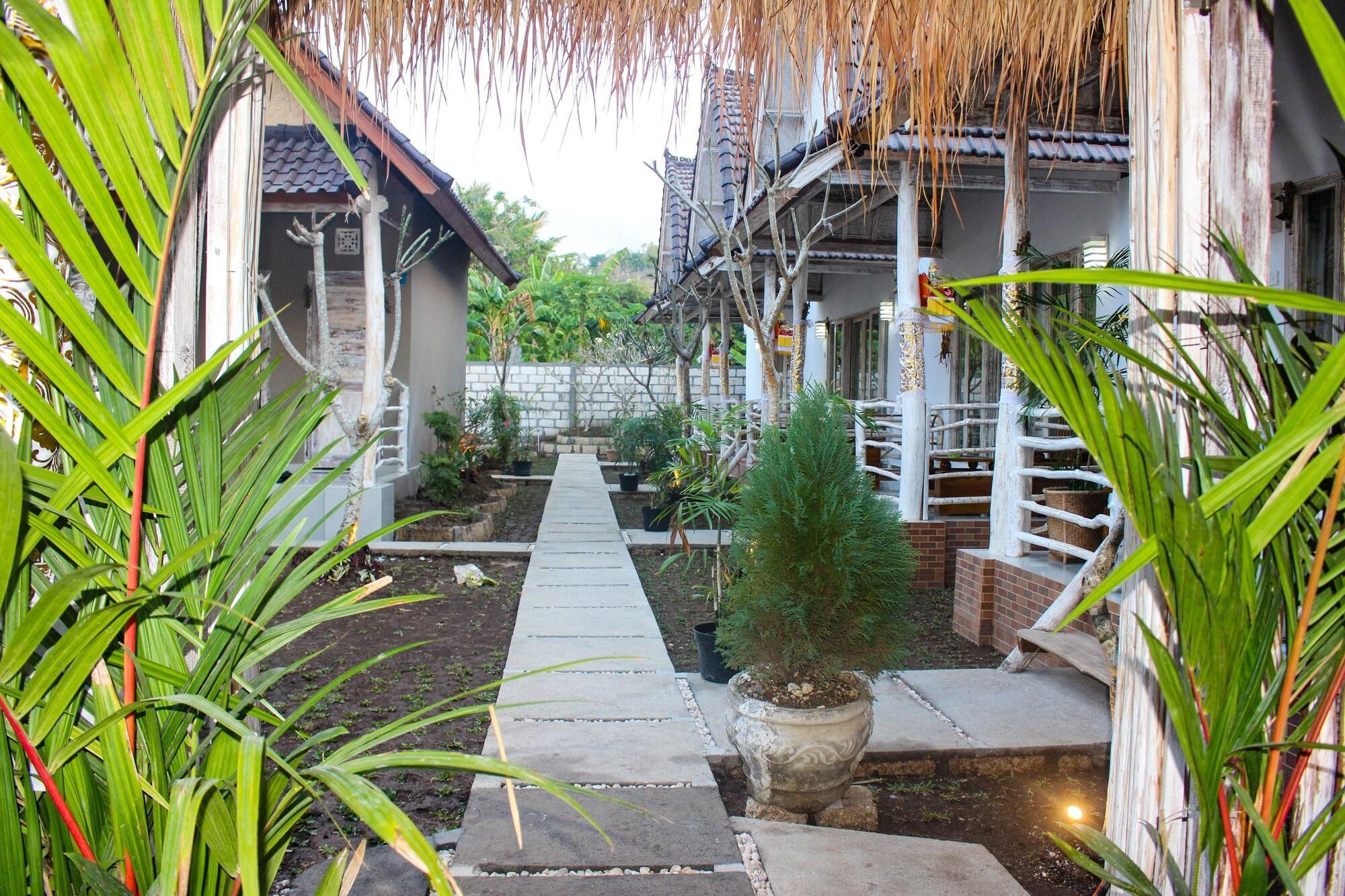 Angels Bungalow Nusa Penida Ped Экстерьер фото