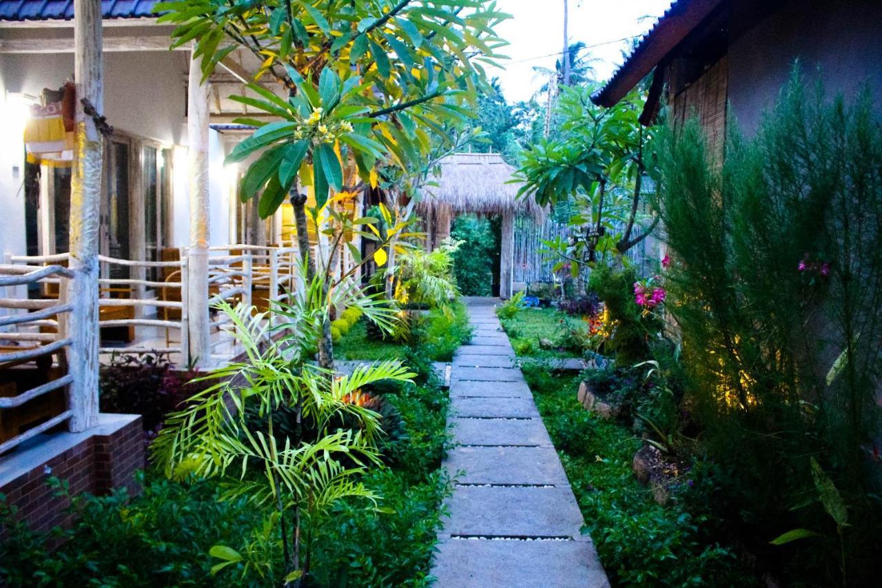 Angels Bungalow Nusa Penida Ped Экстерьер фото